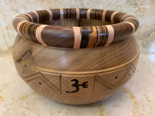 Segmented Bowl