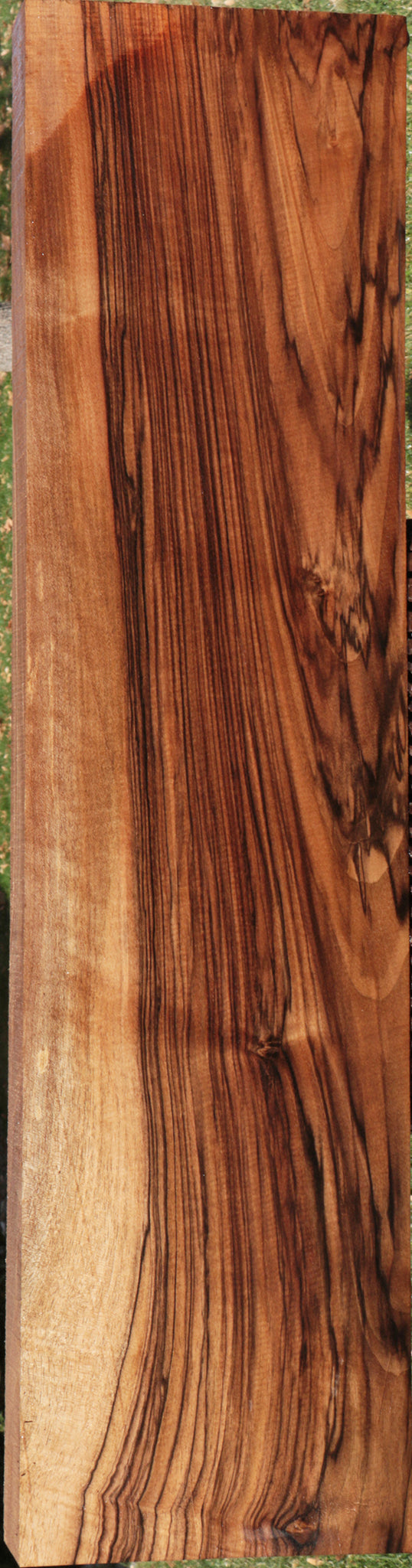 Exhibition English Walnut Lumber